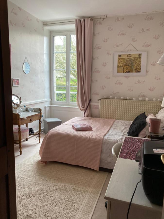 Le Bourgneuf-la-Foret Le Trianon Bed & Breakfast エクステリア 写真