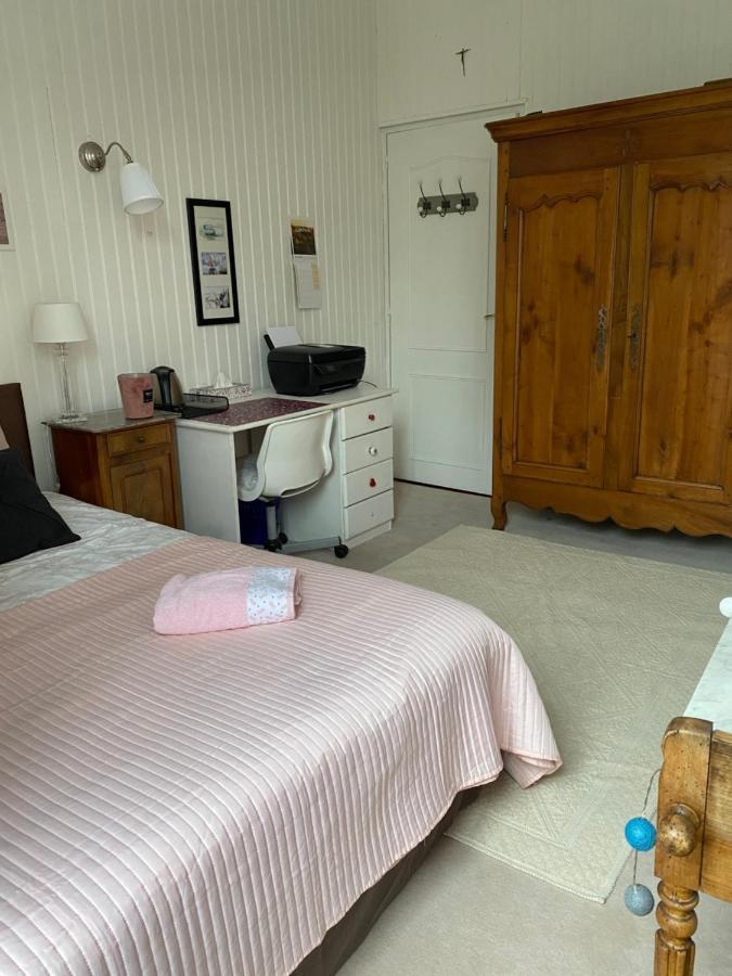 Le Bourgneuf-la-Foret Le Trianon Bed & Breakfast エクステリア 写真