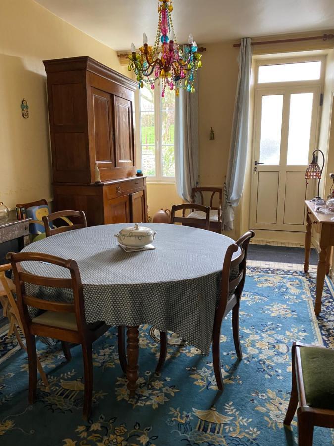 Le Bourgneuf-la-Foret Le Trianon Bed & Breakfast エクステリア 写真